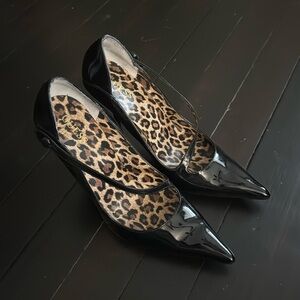 Guess Black patent leather heels